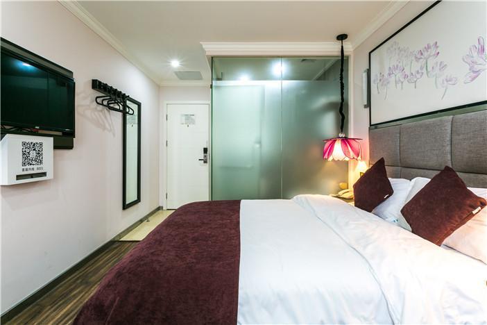 Hotel Blooming